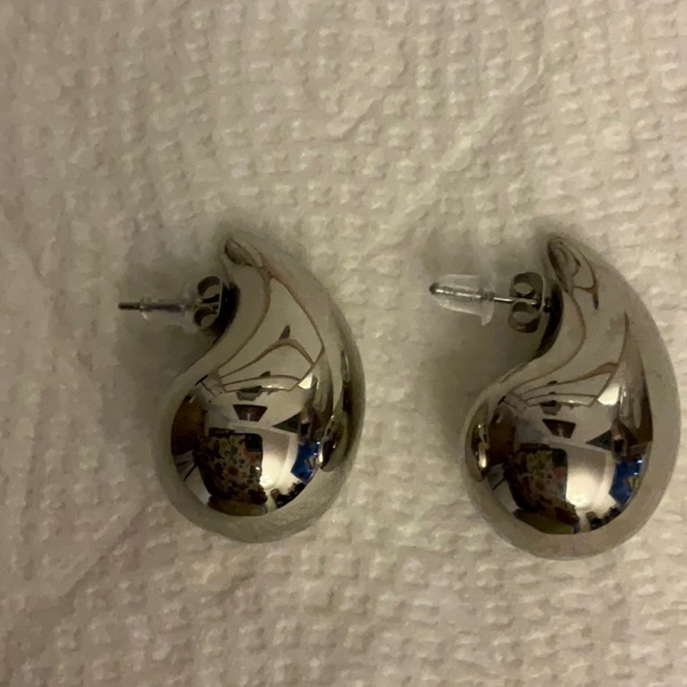Sterling silver Teardrop Earrings - New .